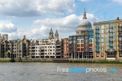 View Towards St Paul's Cathedral From The River Thames Stock Photo