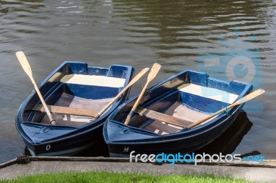 Warkworth, Cumbria/uk - August 17 : Two Rowing Boats Moored On T… Stock Photo