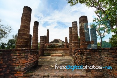 Wat Jedi Jed Teaw Temple In Sukhothai Province, Thailand Stock Photo