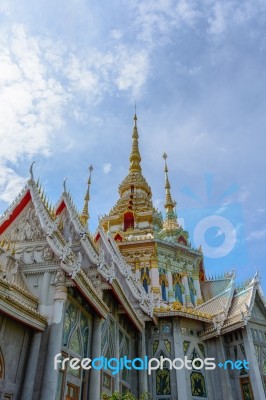 Wat Luang Pho To, Nakhon Ratchasima Thai Temple Blue Sky Stock Photo