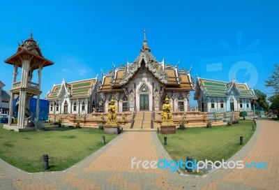 Wat Srisa Thong Temple, Nakhon Pathom Province, Thailand Stock Photo