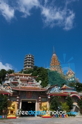 Wat Tham Seua Templd & Wat Tham Khao Noi Temple Stock Photo