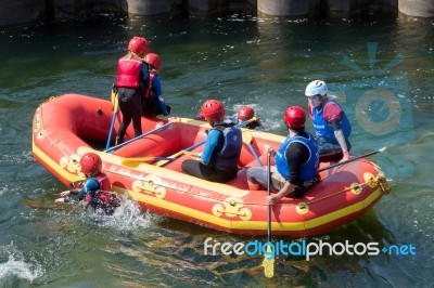 Water Sports At The Cardiff International White Water Centre Stock Photo