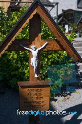 Well Kept Graveyard At The Maria Hilf Pilgrimage Church In Halls… Stock Photo