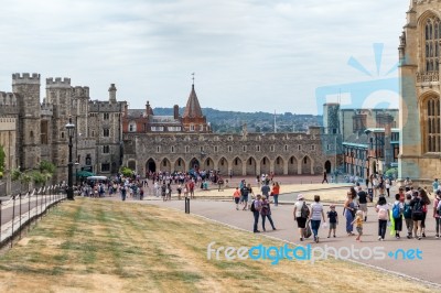 Windsor, Maidenhead & Windsor/uk - July 22 : View Of Windsor Cas… Stock Photo