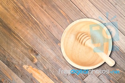 Wooden Bowl And Dipper On Wood Texture Background Stock Image