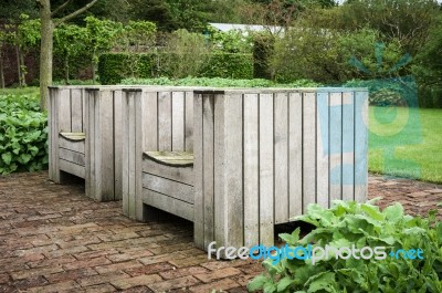 Wooden Garden Seat-england-uk Stock Photo