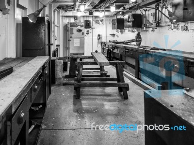 Workshop On Hms Belfast Stock Photo