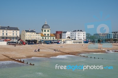 Worthing, West Sussex/uk - April 20 : View Of Worthing Beach In Stock Photo