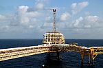 Offshore Construction Platform For Production Oil And Gas Oil And Gas Industry Stock Photo