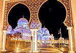 Sheikh Zayed Grand Mosque In Abu Dhabi, Uae Stock Photo